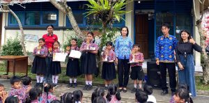 Pradnya Mart Goes to School